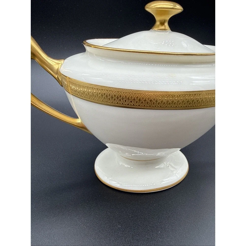 Lenox Ivory Fine China Gold Encrusted Creamer and Sugar Bowl Set 24k Gold Trim